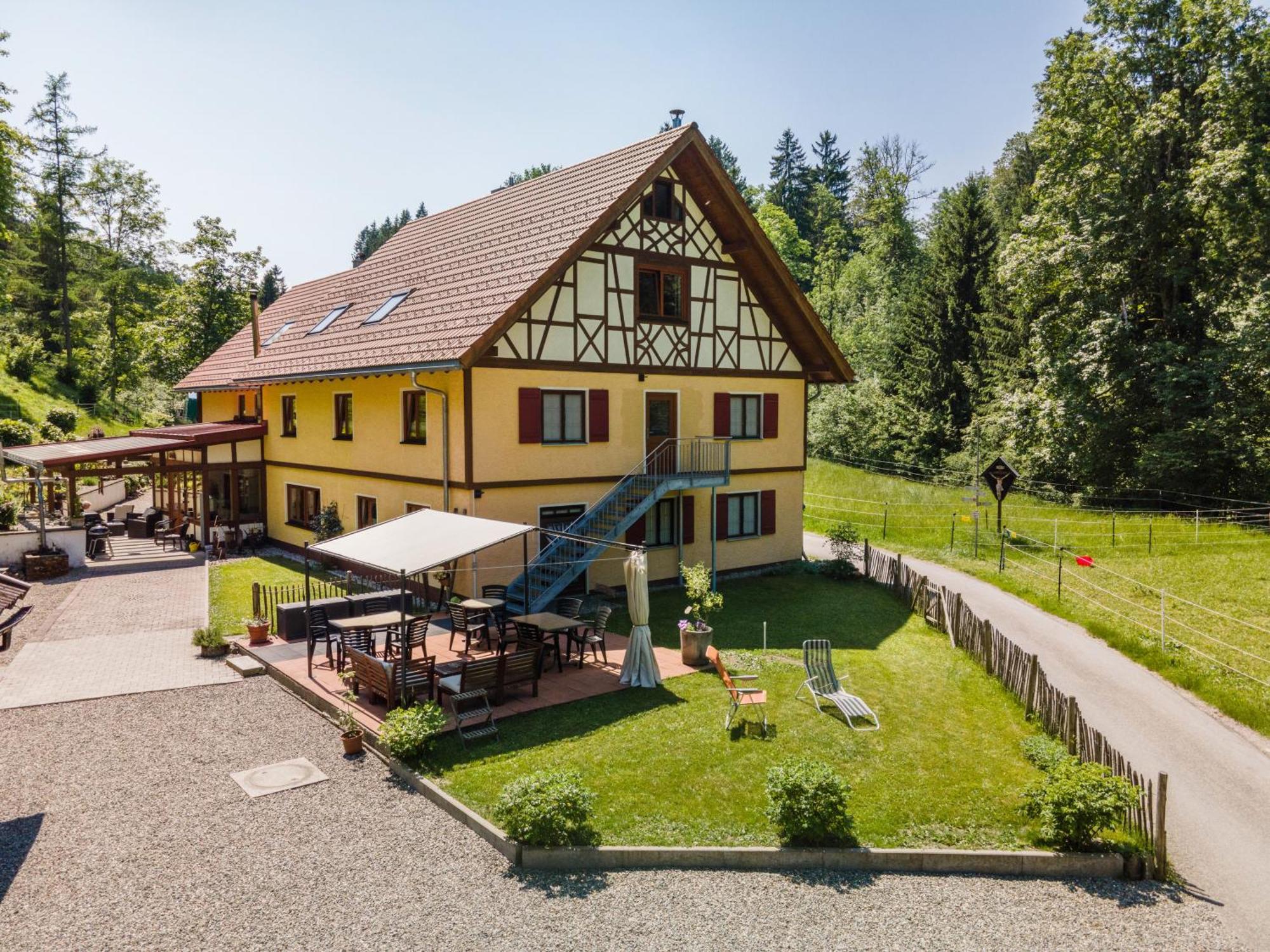 Balzerberg Apartment Вайлер-Зимерберг Екстериор снимка
